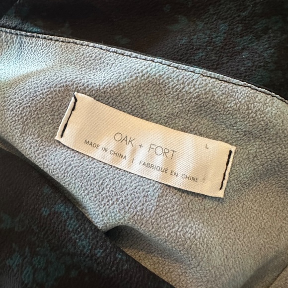 OAK + FORT midi spaghetti strapped flowy navy dress size L - Picture 3 of 4